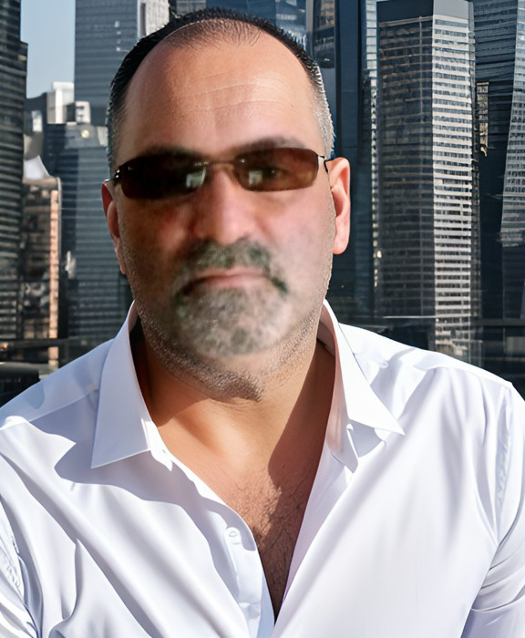 Guillermo Manoukian, Founder & CEO